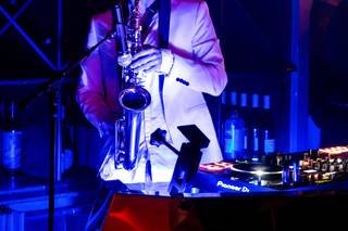 Tim Lacatena (DJ + Sax) - 2