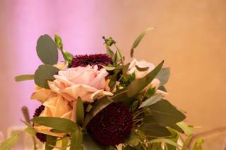 Beverly's Flowers and Gifts - 19