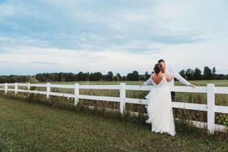 The Cobblestone Farm - 32