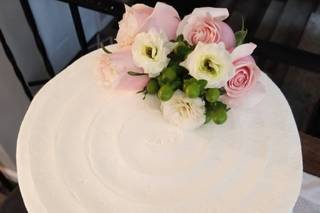 Celebrity Cake Studio - 23