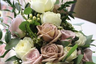 Monzie's Floral Design - 48
