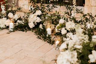 Styled In Blooms 
