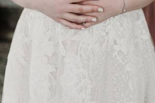 Elegant Touch Bridal & Tuxedo - 41