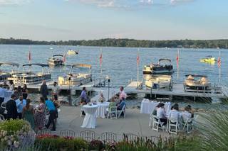 Bay Pointe Inn - 33