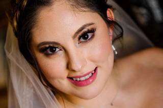 Bijoux Belles Hair & Makeup - 18