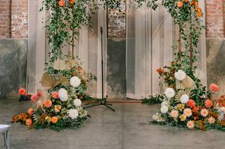 Xo Design Co. Event Florist - 24