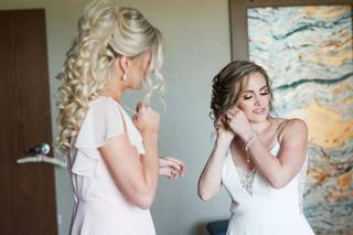 Patty McGuire Hair and Makeup Artists - 50