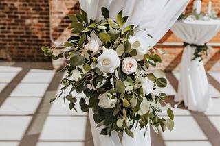 Bella Bloom, a Floral Concept - 11