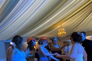 DJ'S Available Sound and Light - 26