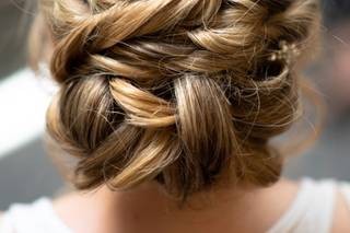 Beauty Bar & Boutique - 10