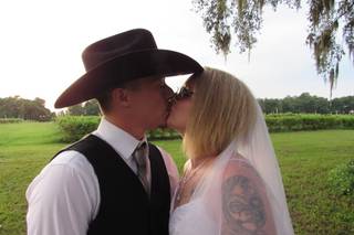 Whispering Oaks Winery - 9