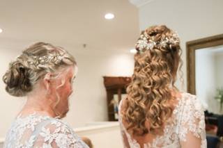 R salon and spa - 18