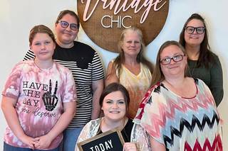 Vintage Chic Bridal Boutique - 8