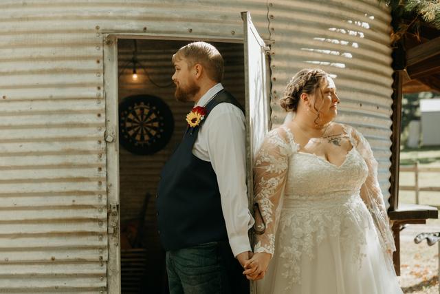 Dixon's Apple Orchard and Wedding Venue - 1