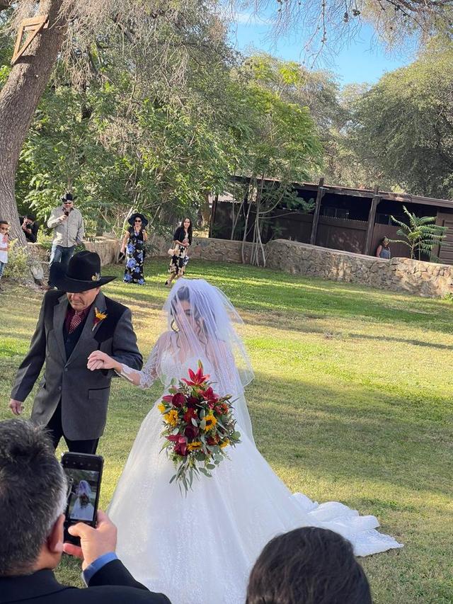 El Rancho Robles - 2