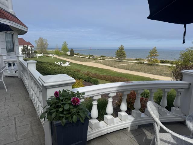 Blue Harbor Resort & Conference Center - 4