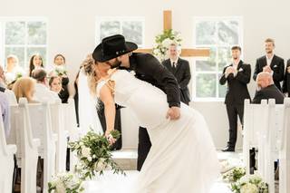 Addison Woods Wedding and Event Venue - 10