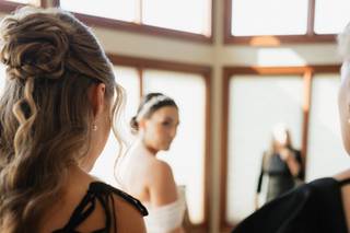 Patty McGuire Hair and Makeup Artists - 11