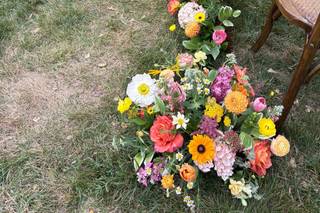 Creative Occasions Events Flowers & Gifts - 5