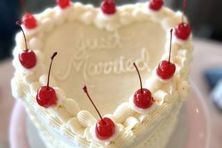 Incredible Edibles Bakery - 24