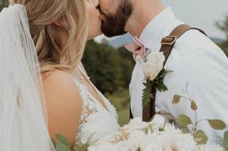 Southern Couture Salon & Bridal Bar - 36