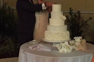 Sugar Divas Cakery - 17