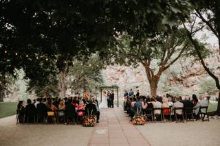 Rev. Kelly Robbins Wedding Officiant - 5
