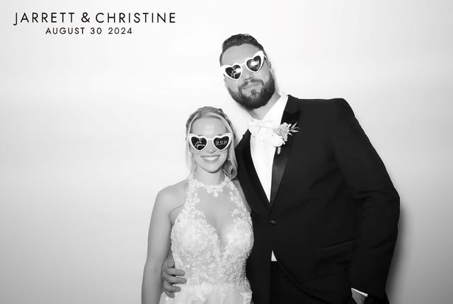 V3 Entertainment DJ and Photo Booth - 4