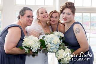 Dancing Tulip Floral Boutique - 29