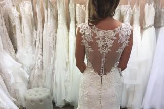 Amazing Brides Couture - 39
