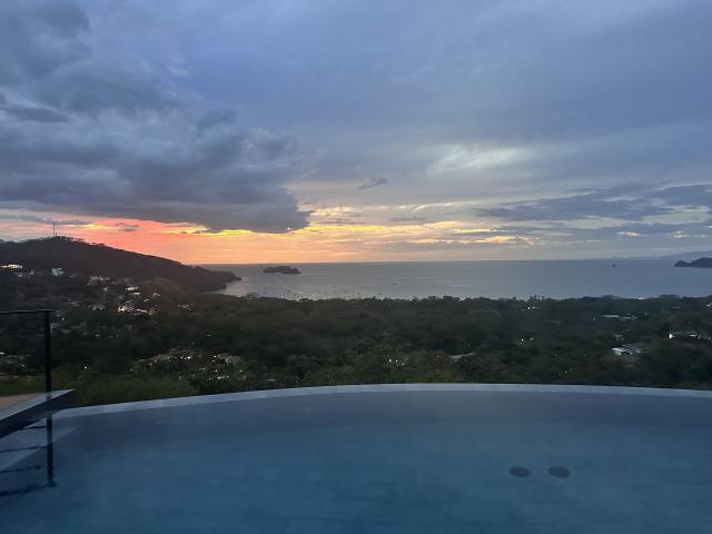 Meghan Ritter Travel - 1