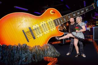 ROCK and ROLL WEDDING CHAPEL - 9