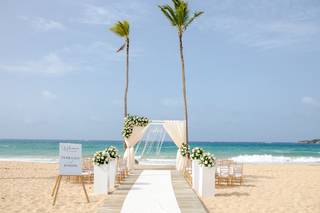 DestinationWeddings - 10
