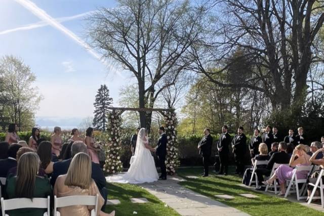 The Briarcliff Manor 5