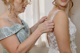 Ashleigh Taylor Bridal & Beauty - 30