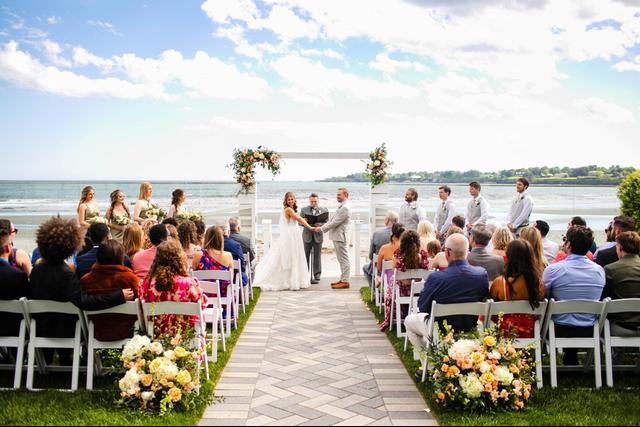 Newport Beach House: A Longwood Venue - 4