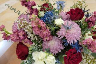 Country Club Flower Shop - 10