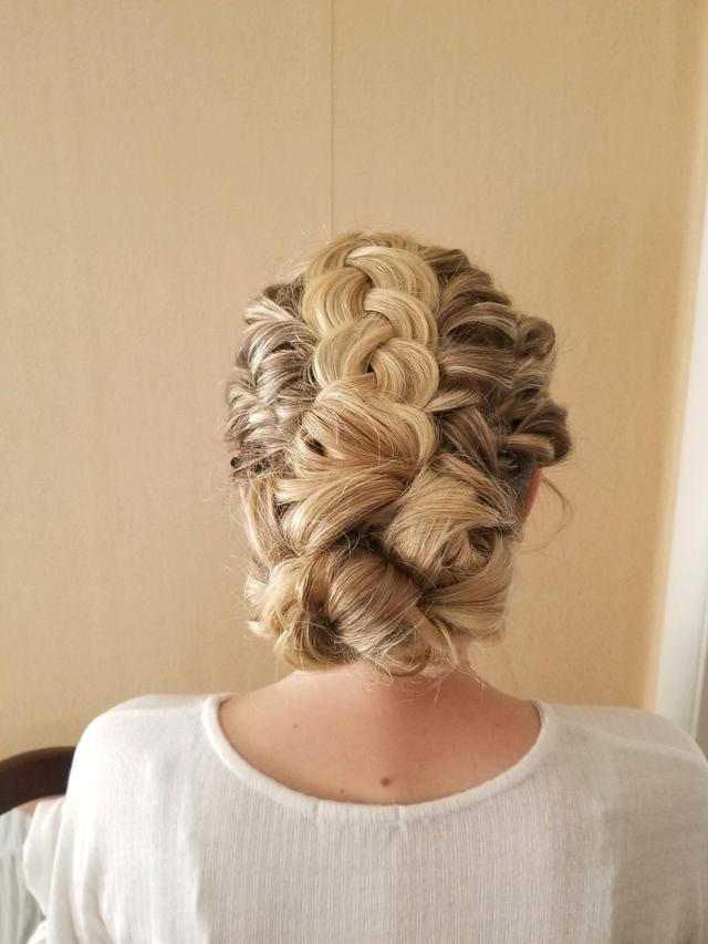 Leslie Hair and Makeup - 2