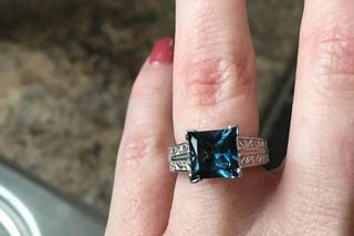 James Wolf Jewelers - 1