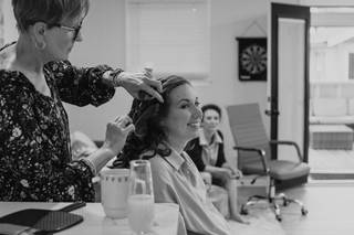 Gorgeous Locks and Makeup - 7