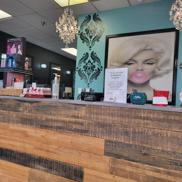 Eye Candy Salon & Blow Dry Bar - 4