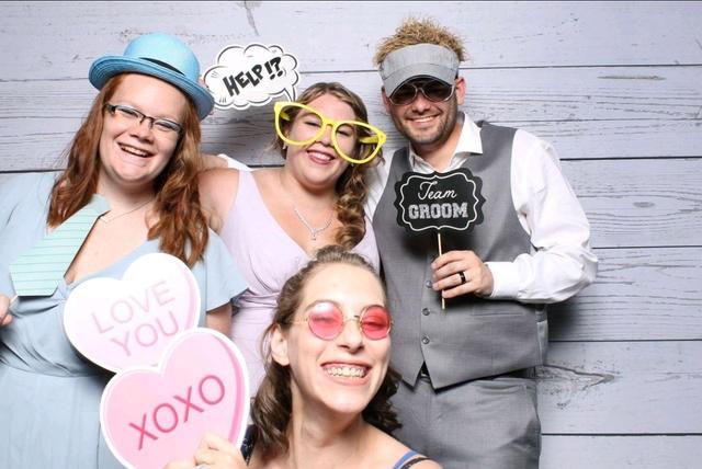 Sunflower Photo Booth Company - 3