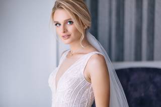 Ana Molinari Salon - 16