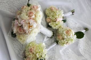 Lilac Floral Decor - 59