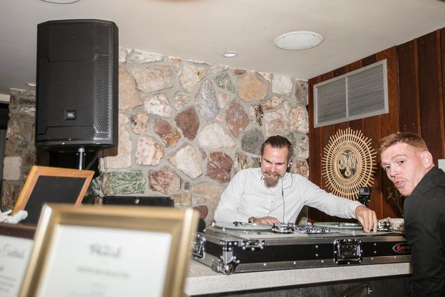 SONGSTRUCK Weddings and Events - 4