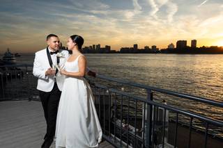 Sunset Terrace at Chelsea Piers - 9