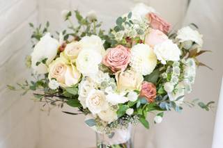 Laura of Lauxmont Floral Designs - 19