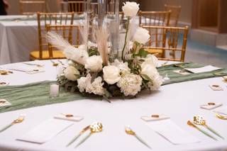 Pike's The Flower Shop - 14