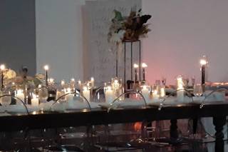Mi Vintage - Farm Tables & Lounge Rentals - 29