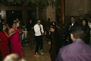 Suit & Tie DJ Professionals - 19